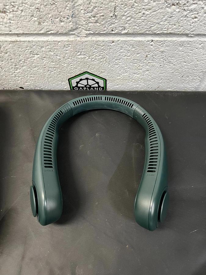 Used Jisulife FA12 Bladeless Neck Cooler