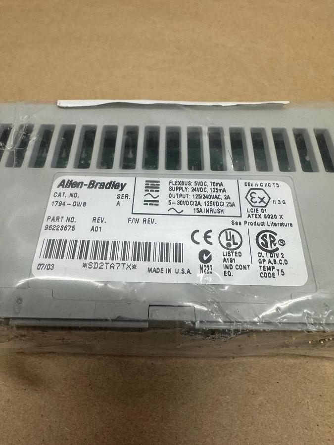 Allen Bradley 1794-0W8 Series A, Flex I/O Analog Input Module, Rev. A01
