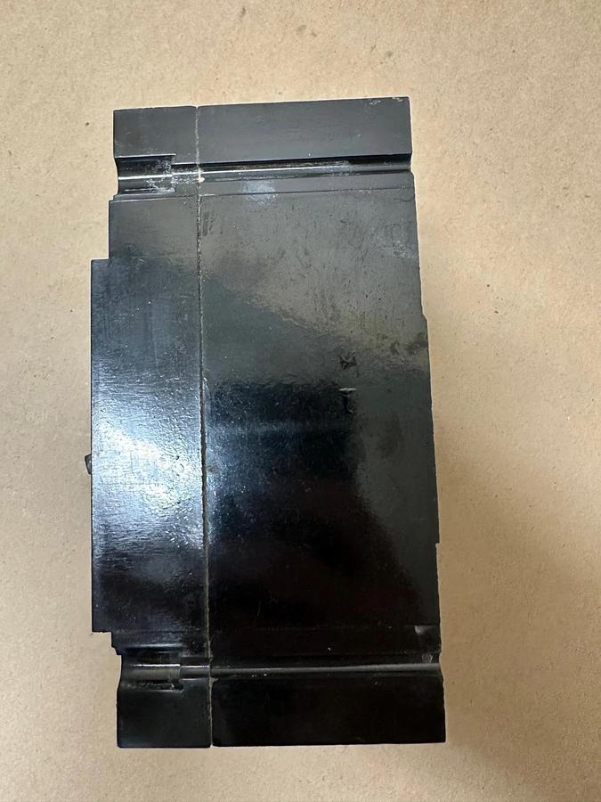 Used General Electric TEB132030 30A  3 Pole Circuit Breaker