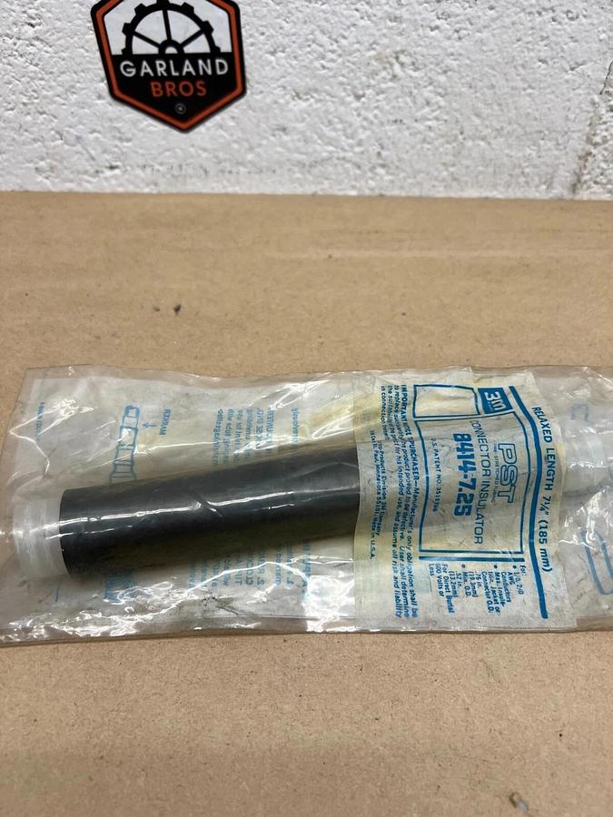 Used 3M 8414-7.25 Connector Insulator (7-1/4”) - Lot of 6