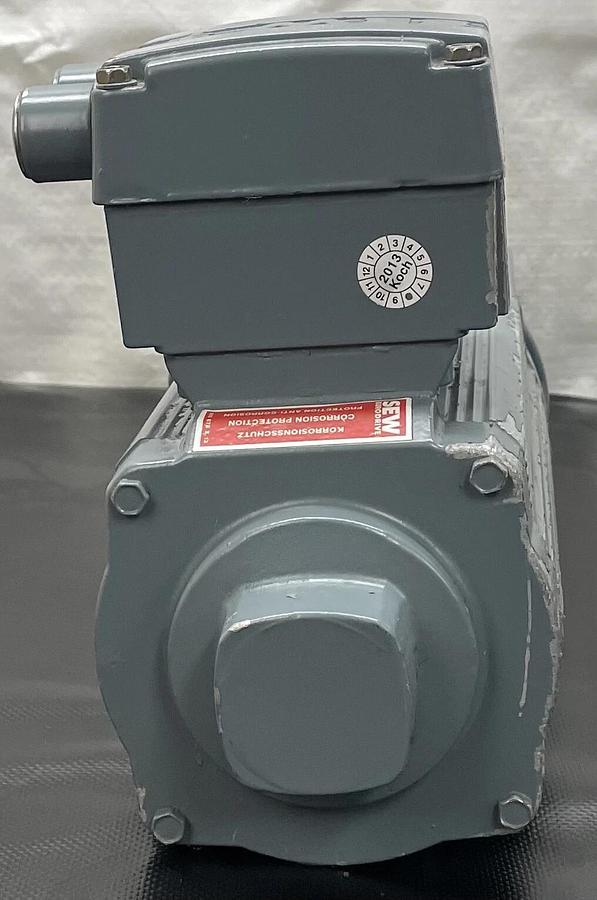 Used SEW-EURODRIVE SA DA80K4 / TF / IS, Gear Motor