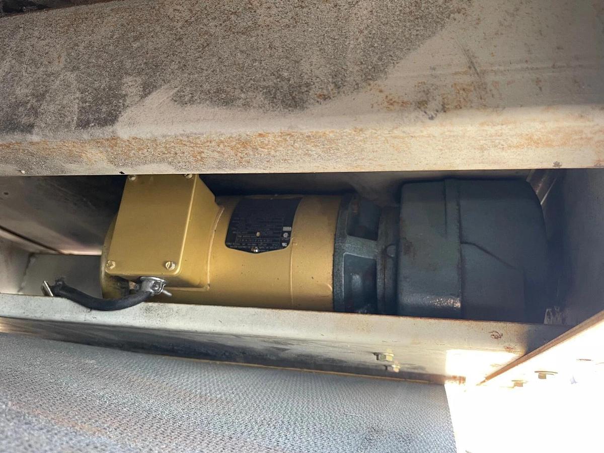 Used Conveyor Belt W:29” L:281” L Shape Cleated Incline Conveyor, Baldor 1HP, 1760RPM