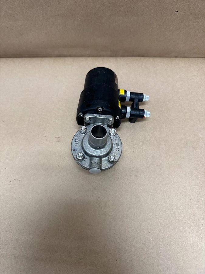 Used Gemü 415 20D1638 143 Pneumatically Actuated Butterfly Valve, DN20, 3/4” Fittings