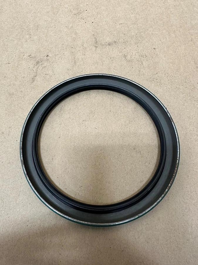Used Chicago Rawhide 42419 Oil Seal Joint Radial *NEW*