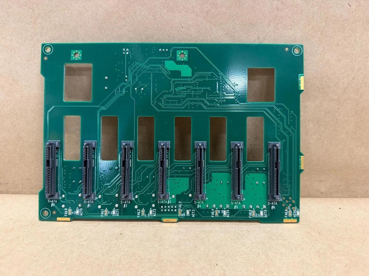 SuperMicro SATA742 7-Port, 3.5-Inch SATA Hard Drive Backplane *NEW*
