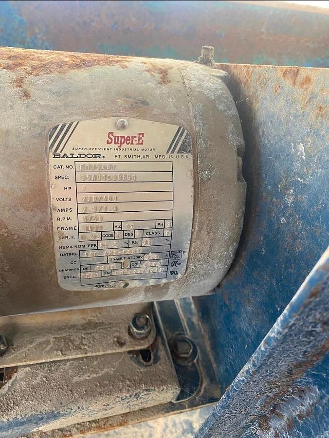 Used Renold Ajax 38” W x 120” L Deck Vibrating Conveyor, Baldor SuperE 1HP @ 1750RPM