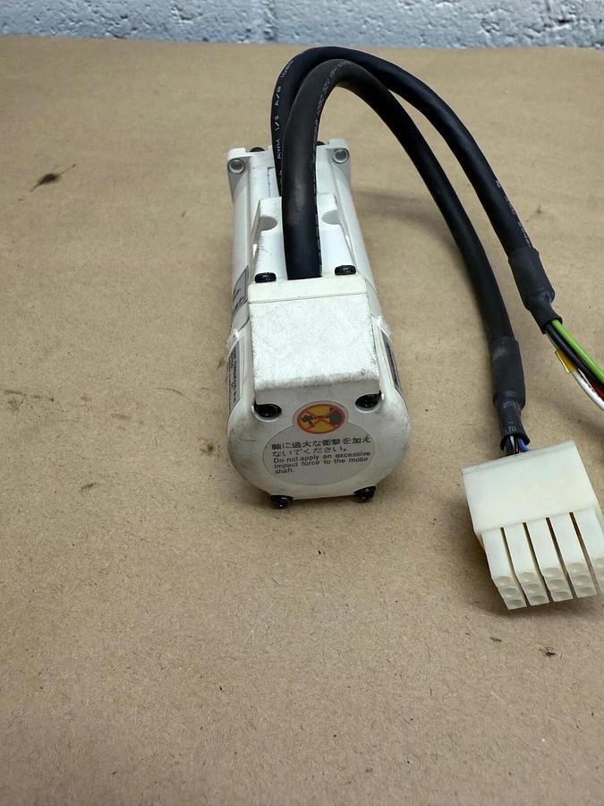 Panasonic MSMA012A1N AC Servo Motor MINAS
