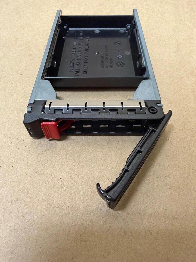 Used Intel D31202-001 2.5” Hard Drive Caddy - Lot of 6