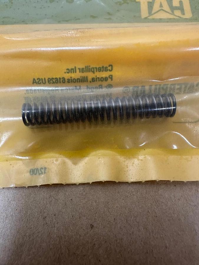 Used CAT 3K-8907 Spring *FACTORY SEALED* Lot of 8