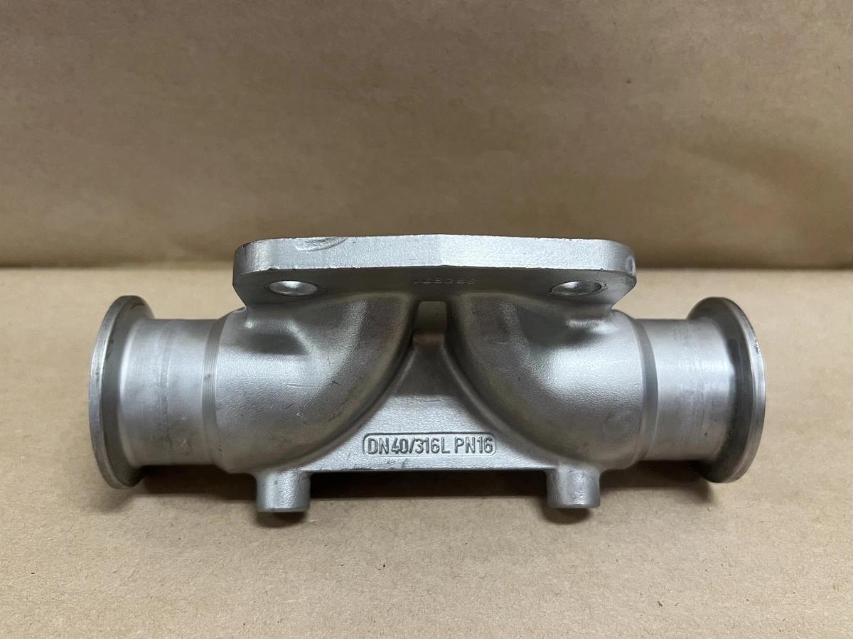 Used Gemu 316L 1-1/2" SS Multi-Port Block Valve Body