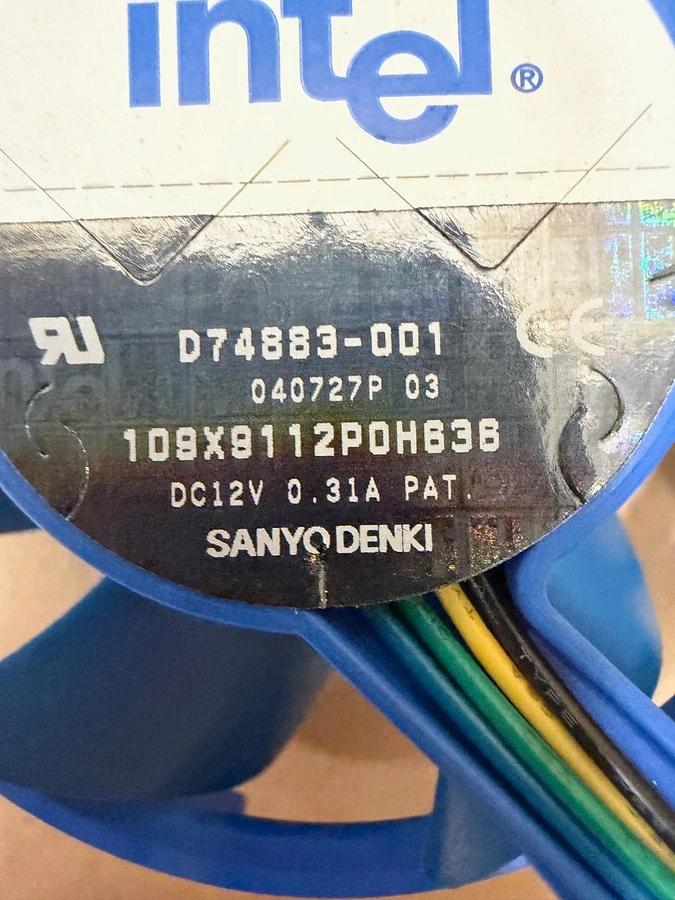 Used Intel D74883-001 Heatsink Fan