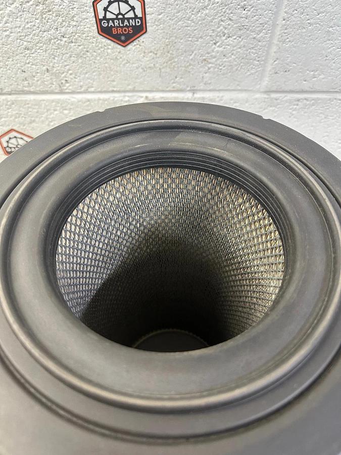 Used WIX 46607 Round Air Filter *NEW*