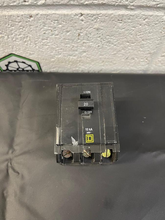 Used Square D P-2281 Type QO 20A Circuit Breaker