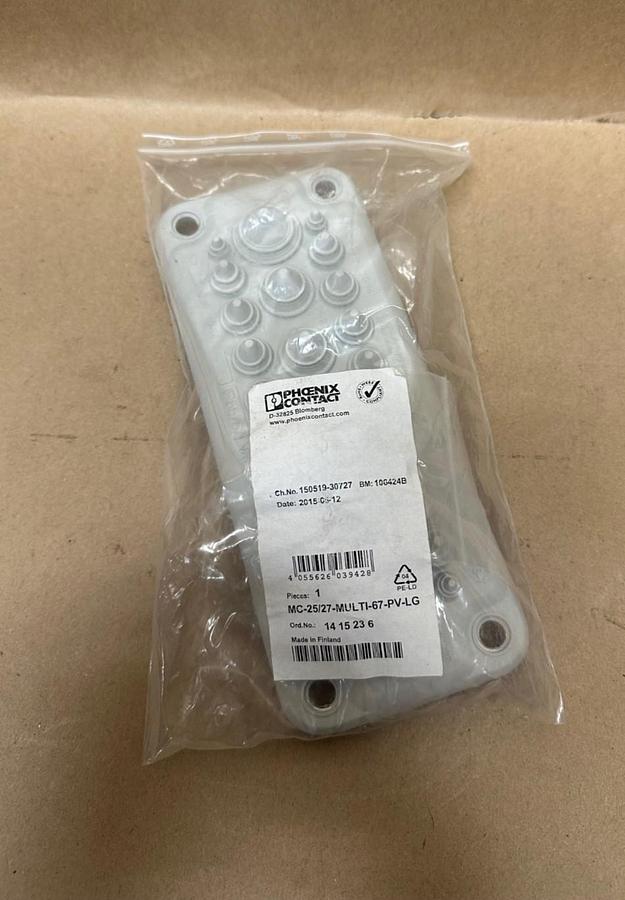 Used Phoenix Contact MC-25/27-MULTI-67-PV-LG Cable Feed-Through Plate *NEW*