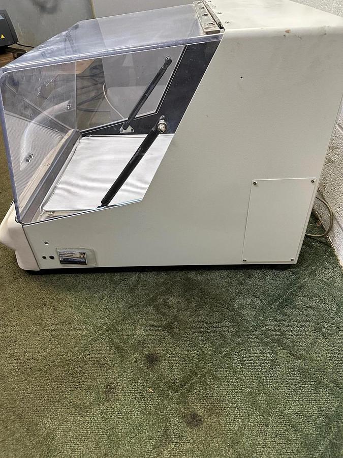 Used Thermo Scientific 4322, SHKA4000-S Incubator Shaker