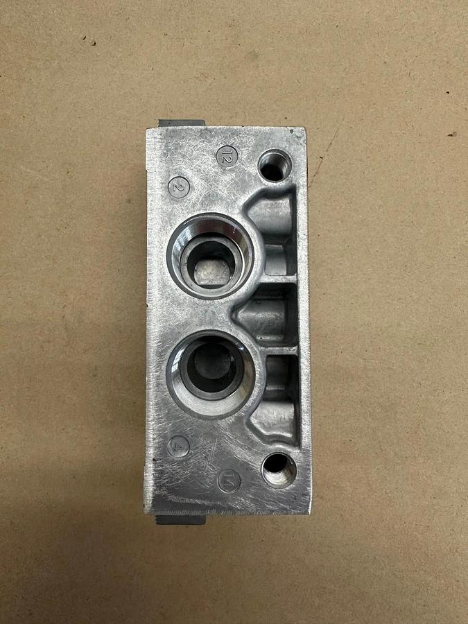 Used Aventics R432006196 Ceram Valve Size 3 *NEW*