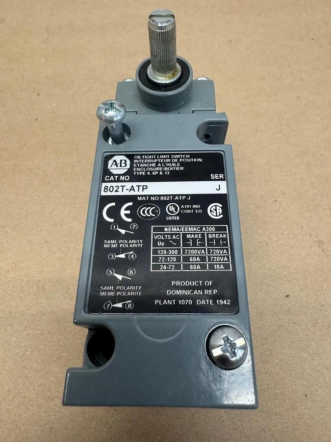 New - open box Allen Bradley 802T-ATP Oil Tight Limit Switch