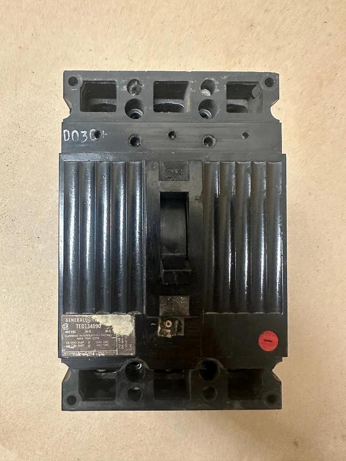 Used General Electric TED134090 90A 3 Pole Circuit Breaker