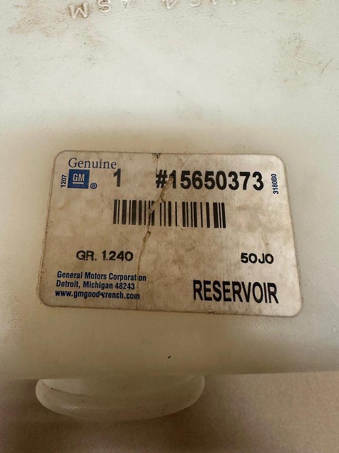 Used General Motors 15650373 Reservoir