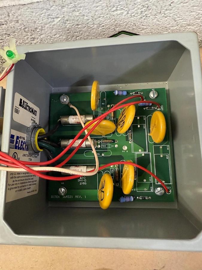 Used Ditek DTK-480-3D Surge Protection, 480V, 50/60Hz