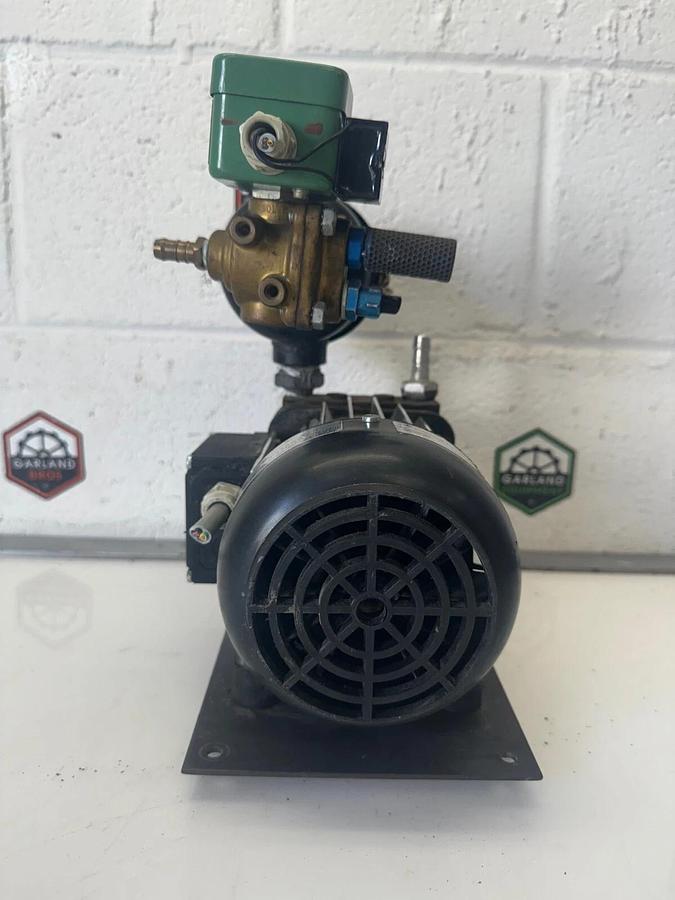 Used Werie Rietschle D-7860 Regenerative Vacuum Blower w/ Mann C75 Filter