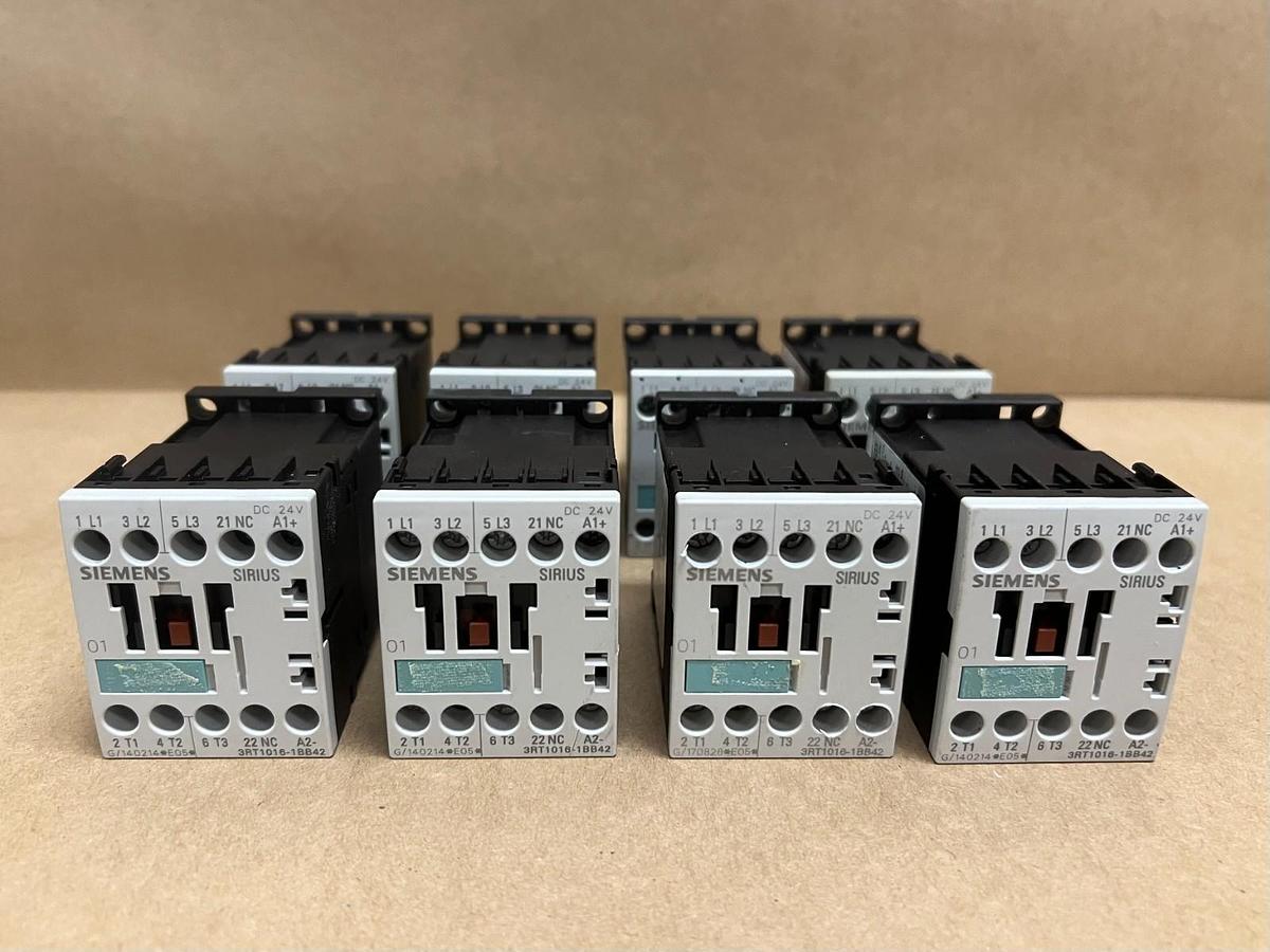 Used Siemens 3RT1016-1BB42 24VDC Coil, 3P, 9A Contactor - Lot of 8