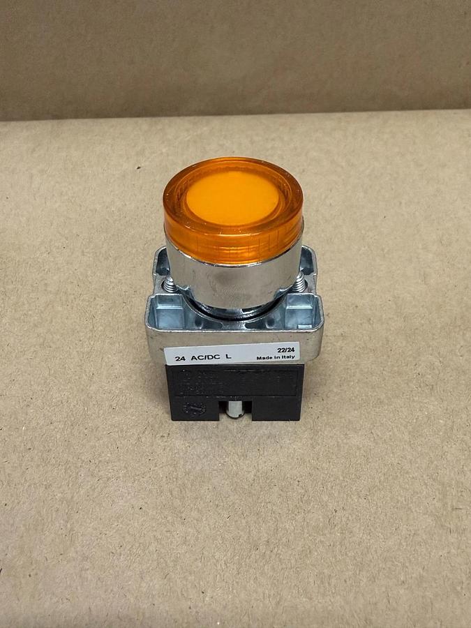 Used Automation Direct GCX1203-24L 22mm Push Button Momentary Yellow *NEW*