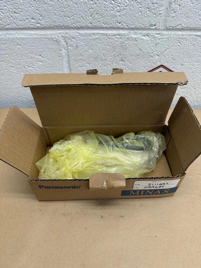 Panasonic MSMA012A1N AC Servo Motor MINAS