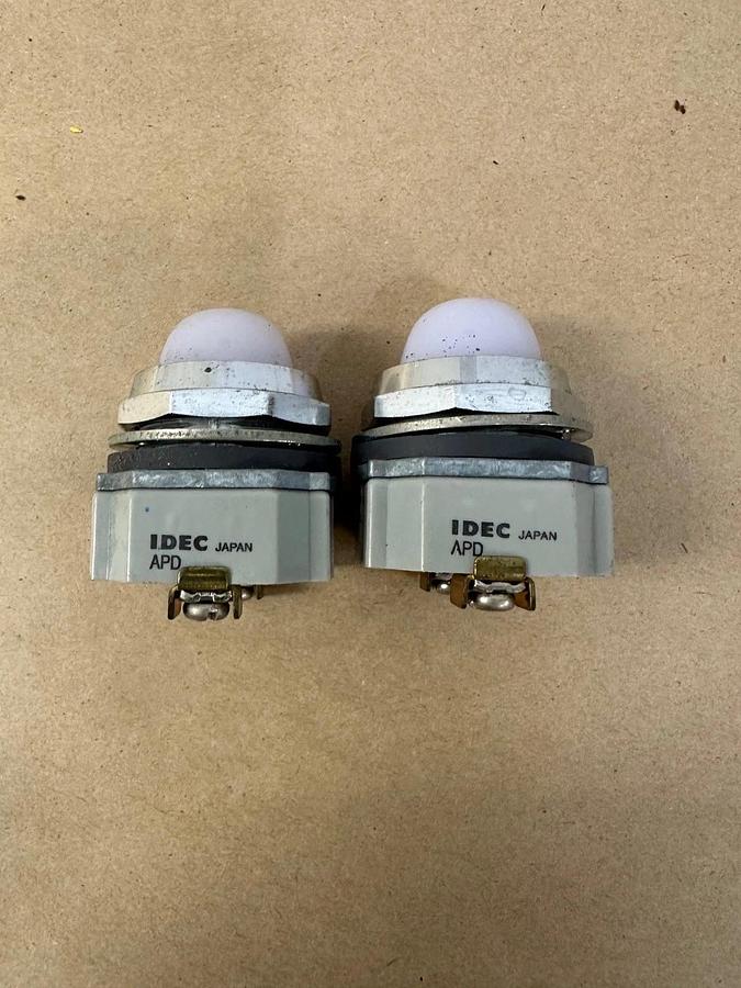 Used IDEC APD 30mm Pilot Light White - Lot of 2
