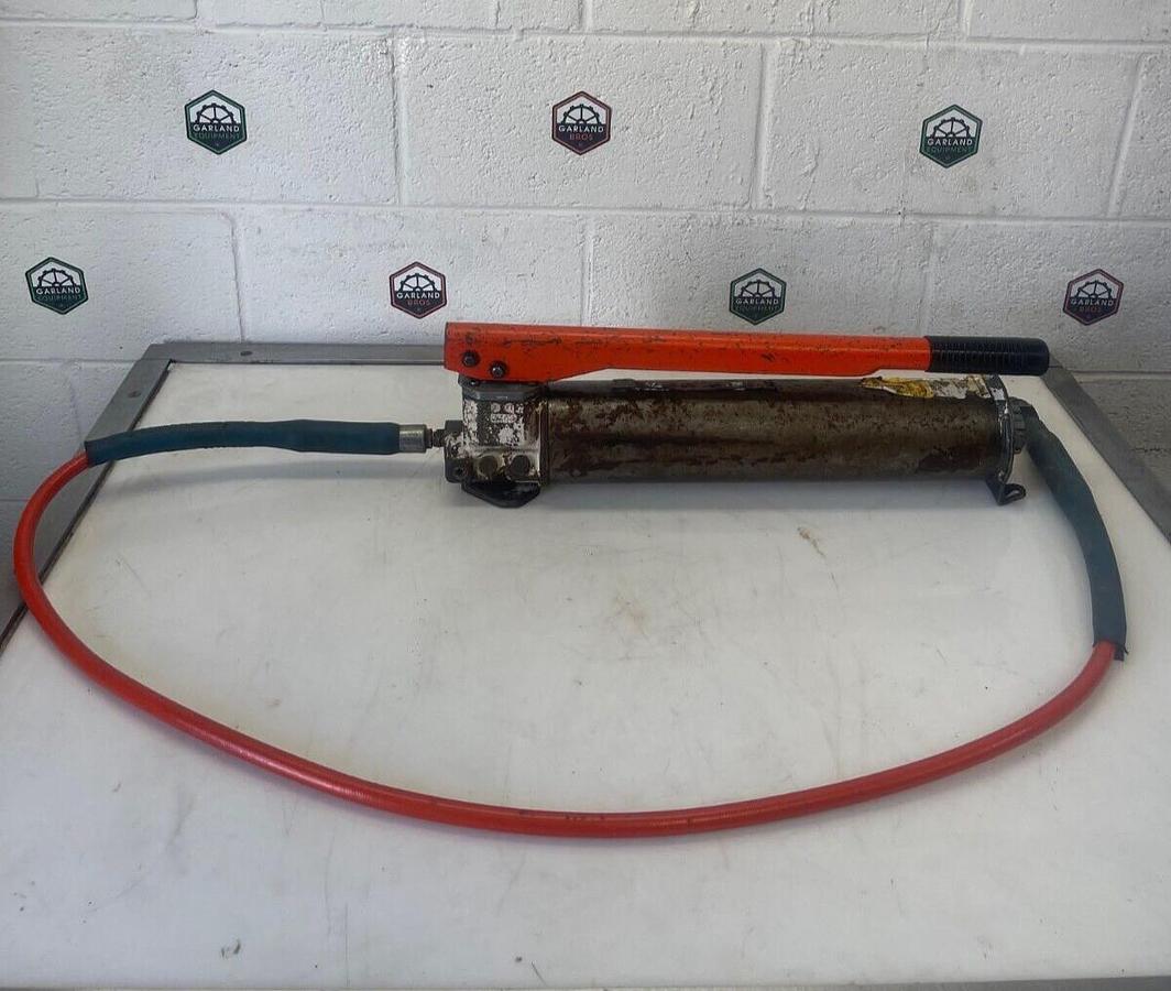 Used Hydraulic Hand Pump, Single Speed, 10,000 PSI