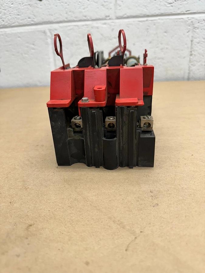 Used Cutler Hammer C361SD Disconnect Switch 60A Fusible