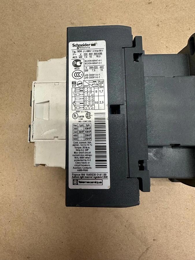 Used Schneider Electric LC1D32 Contactor