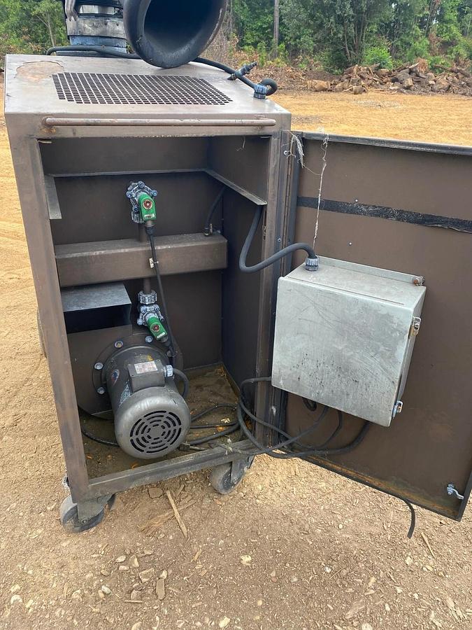 Used United Air Specialist FPH2-3 Dust Hog Dust Collector, Blower Type 8.38 x 3.5