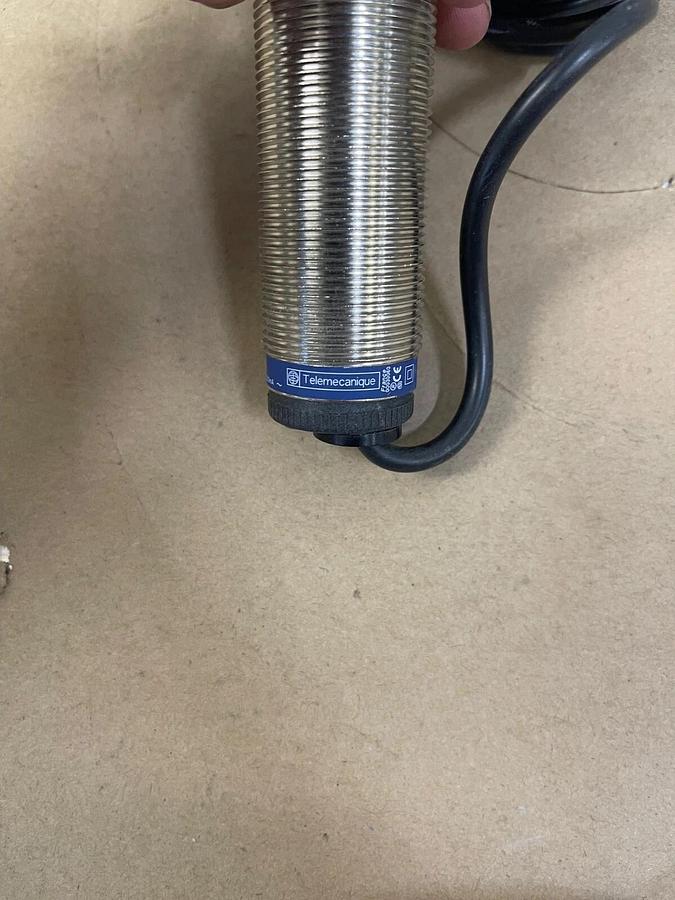 Used Telemecanique XSAV 12801L10 Inductive Proximity Switch