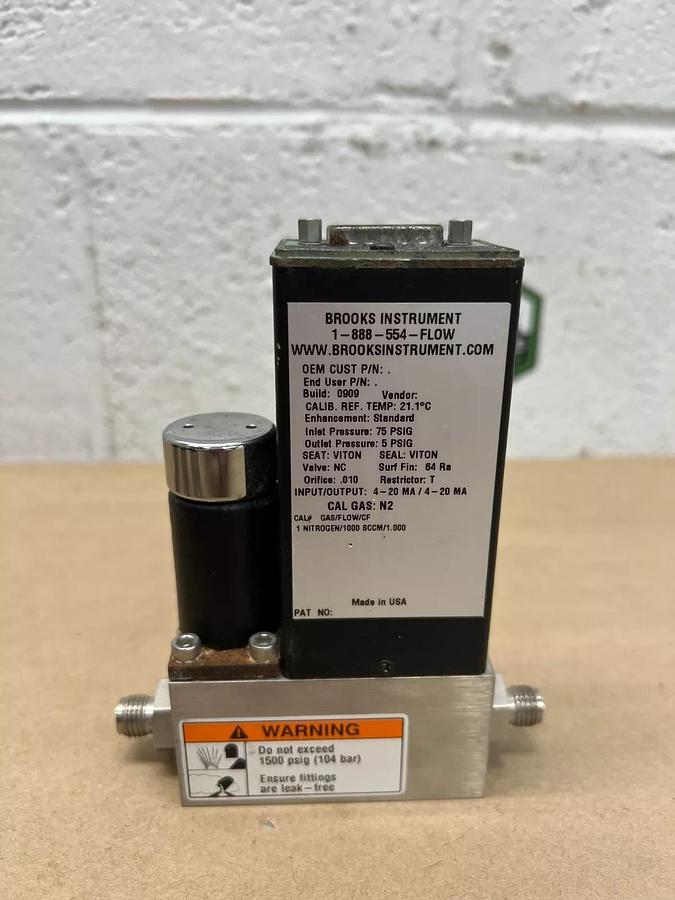 Used Brooks SLA5850S1BAB1C2A1 Delta Smart Mass Flow, 1000 SCCM, Nitrogen