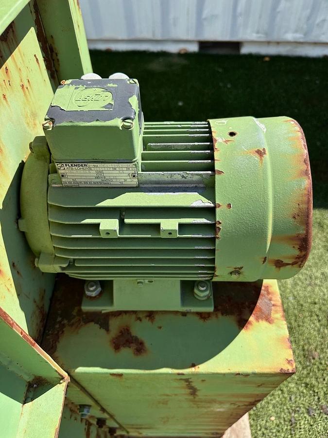 Used RUWU VM1Sa/ RE355M Bottom Horizontal CCW 270, 3.6Kw @ 1725RPM, 460V