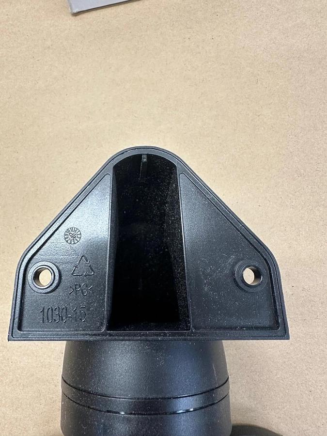 Used Eaton SL7-CB-FW Single Sided Vertical Mount Base