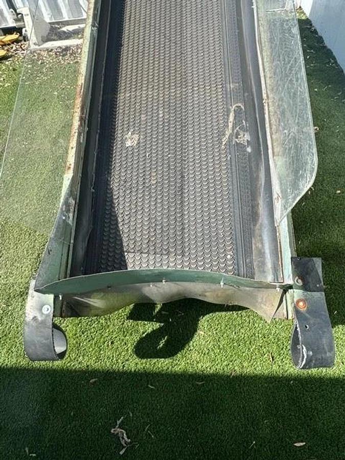 Used Incline Conveyor W:32” L:140” Magnetic Takeup Pulley, Crescent Belt