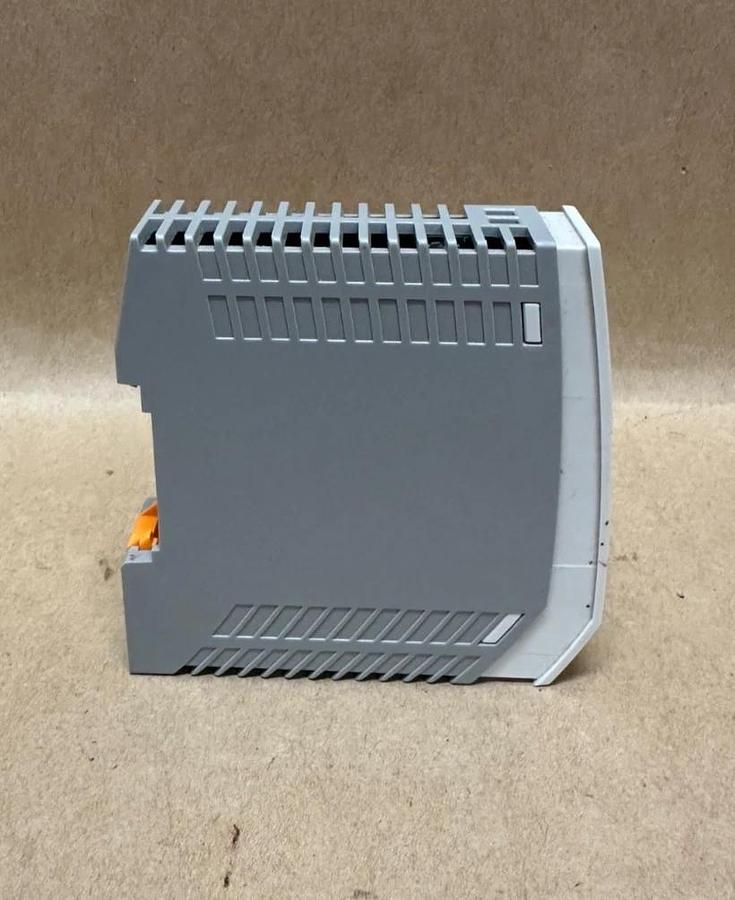 Used Phoenix Contact UNO-PS/1AC/24DC/30W Switching Power Supply *NEW*