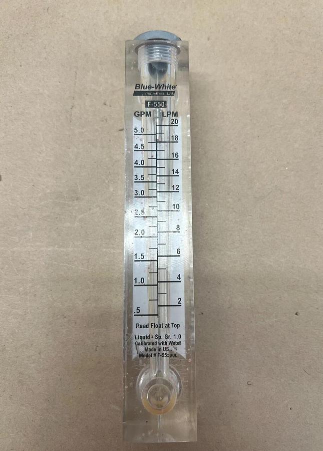Used Blue-White F-550 Flowmeter (Missing Adapters)