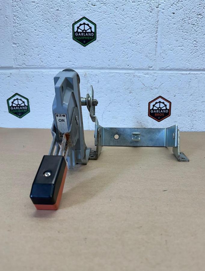 Used EATON C371H5 Operating Handle