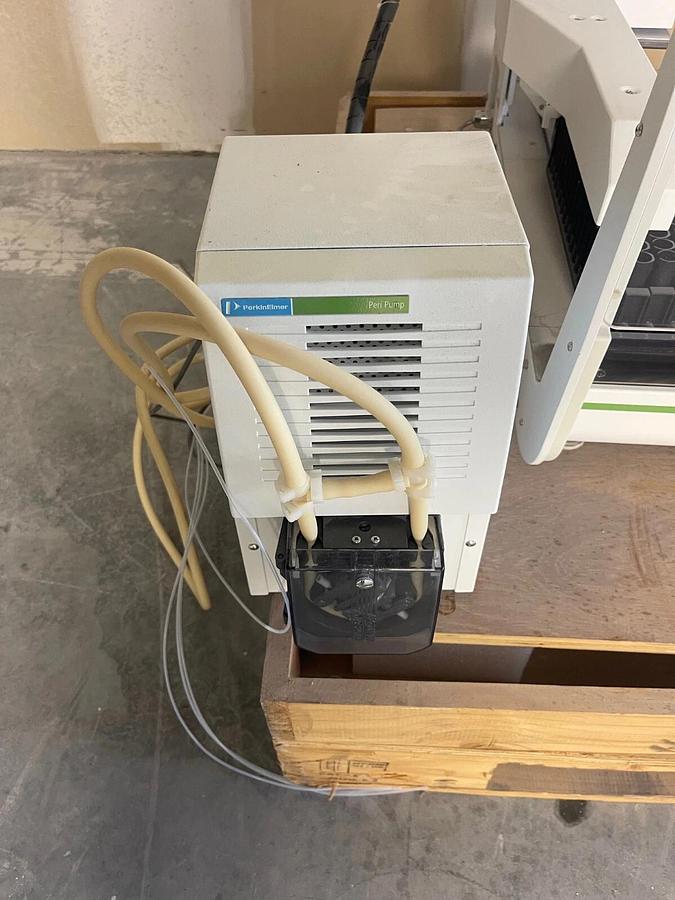 Used Perkin Elmer AJL4001 JANUS Expanded Automated Liquid Handling Work Station