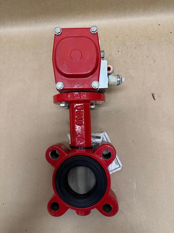 Used Bray 92-0630-11300-532 Pneumatic Actuator w/ 3111A Butterfly Valve