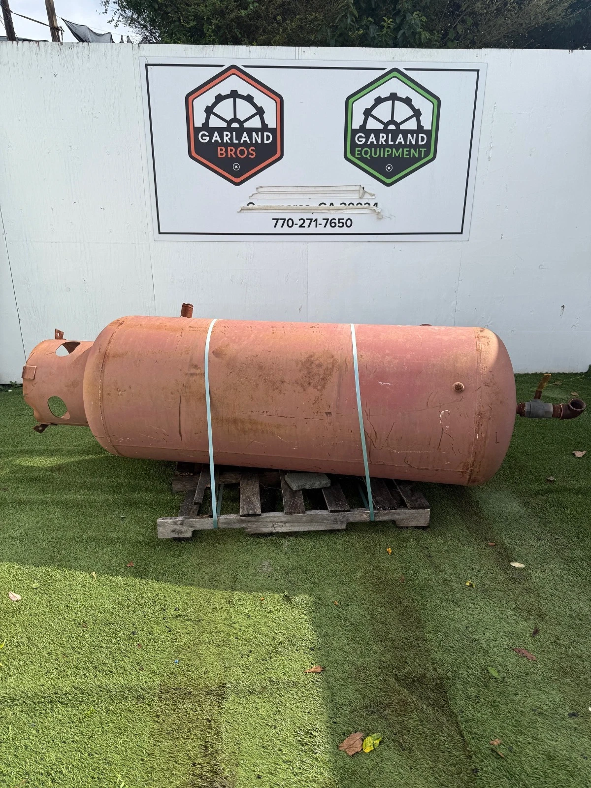 Used Silvan Industries Pressure Tank MAWP 200PSI@450°F, MDMT -20°F@200PSI 350 Gal