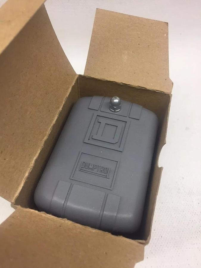 Used Square D Pumptrol Pressure Switch 9013FHG52J59 New