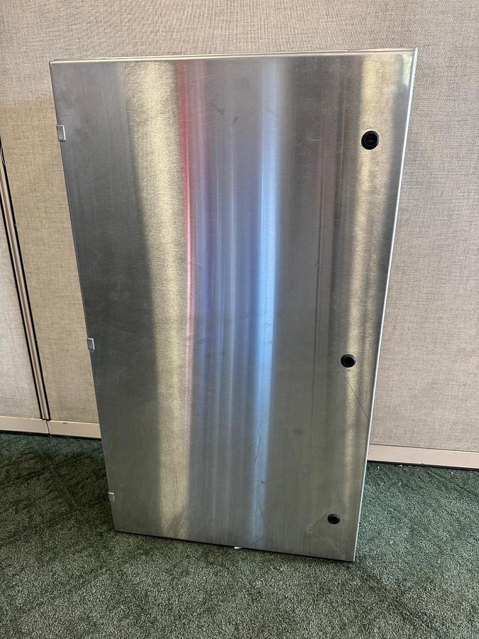 Used Saginaw Control SCE-42EL2410SS6LP Enclosure *NEW*