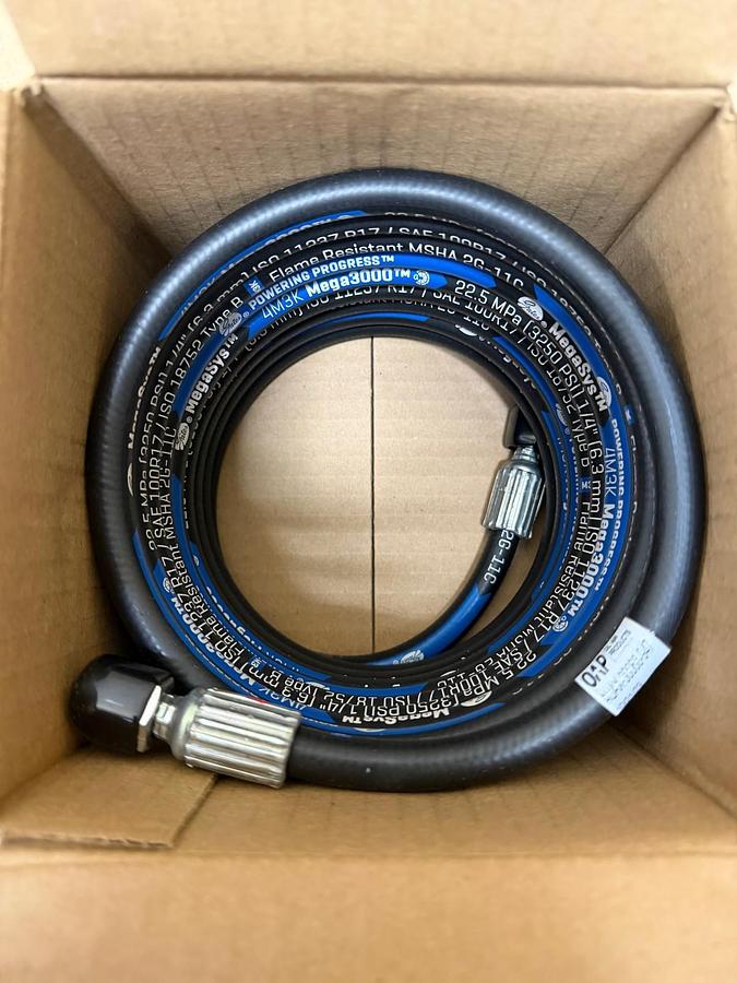 Used Oil-Air Products 4M3K-8FDLORX-8FDLORX-175 1/4” Hose Assembly *NEW*