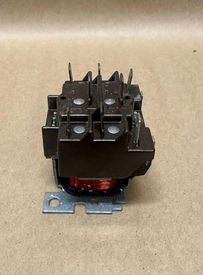 Used ESSEX REV B-3 Relay