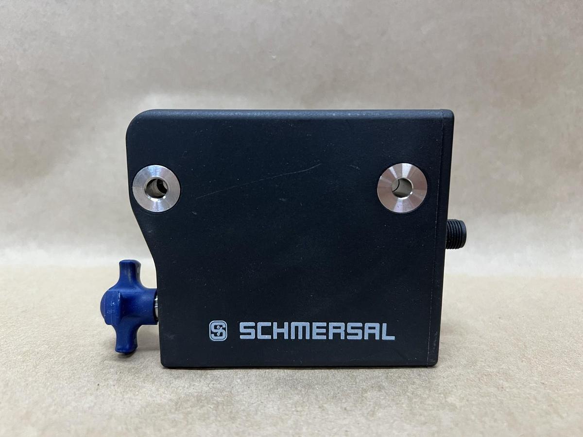 Used Schmersal AZM300B-ST-1P2P-A Safety Interlock