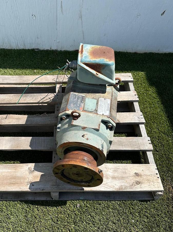 Used Reliance Electric P21L1313B 10Hp Motor @ 2345 Rpm, 460V, 3 Phase, 80Hz